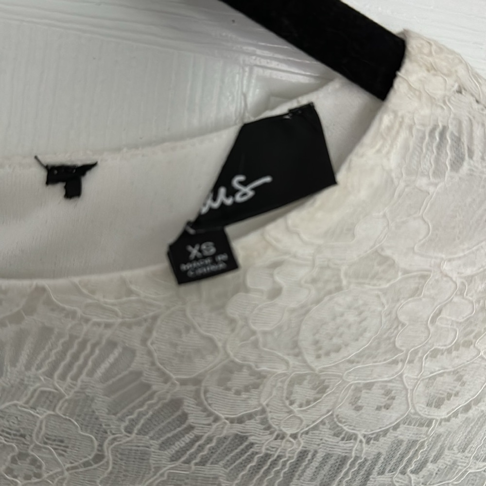 Lace dress new with tags xs lulu - Picture 6 of 9
